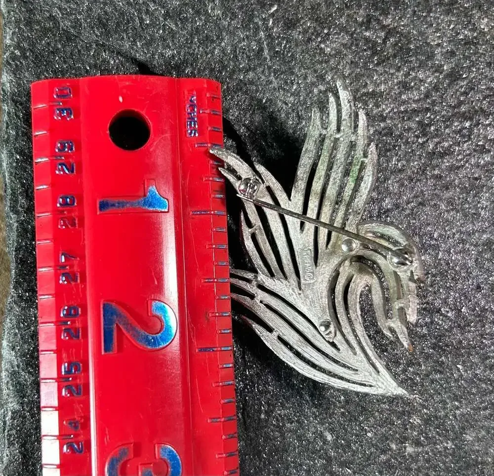 Trifari Silver Tone Brushed Feathers Vintage Brooch